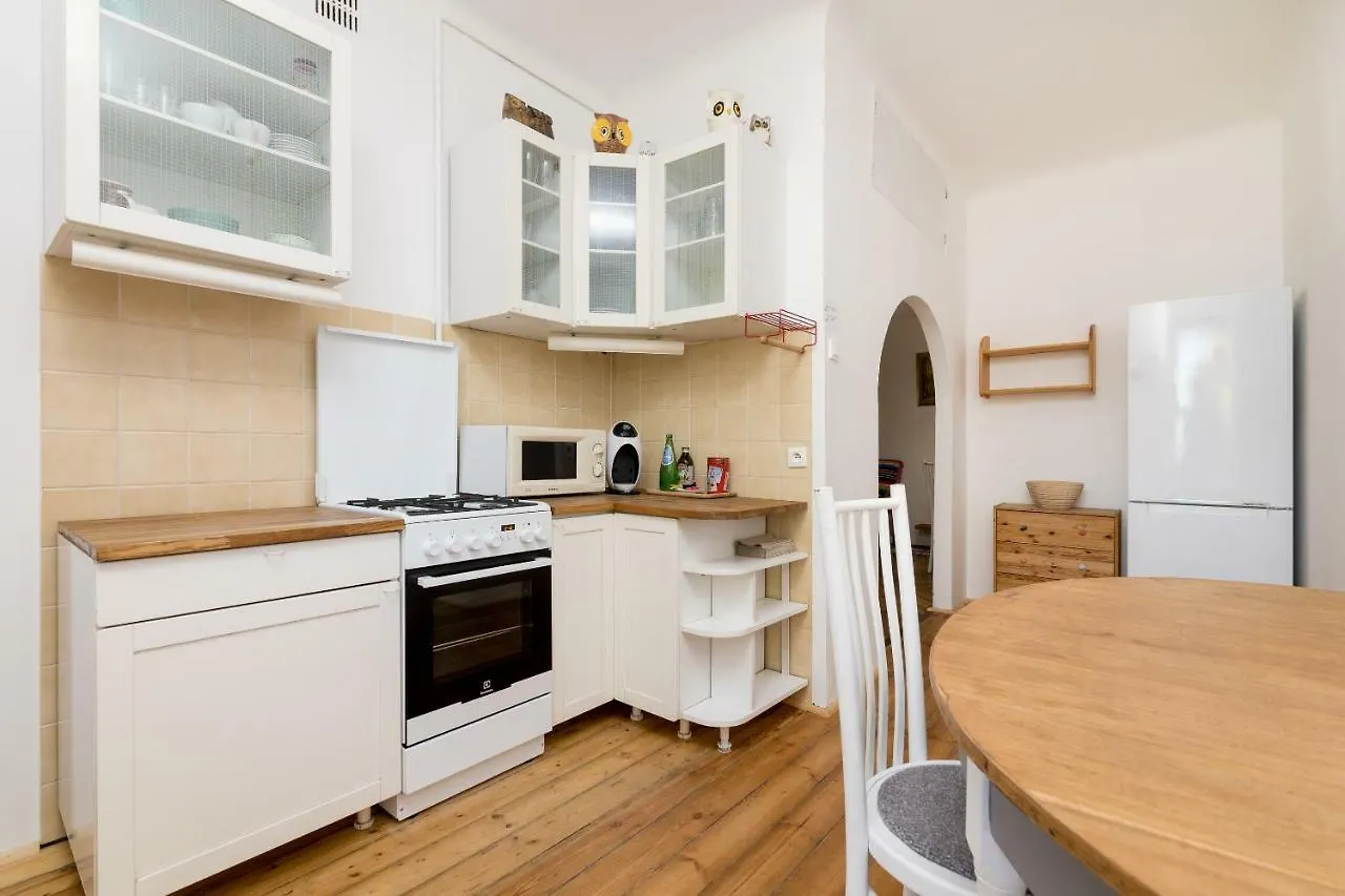 Royal Route Apartment For 10 People Warsaw 0*,