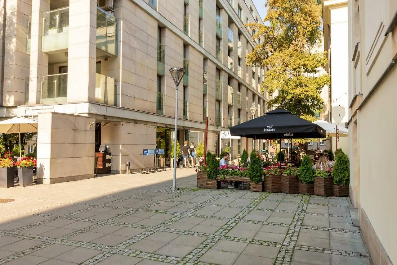 Royal Route Apartment For 10 People Warsaw